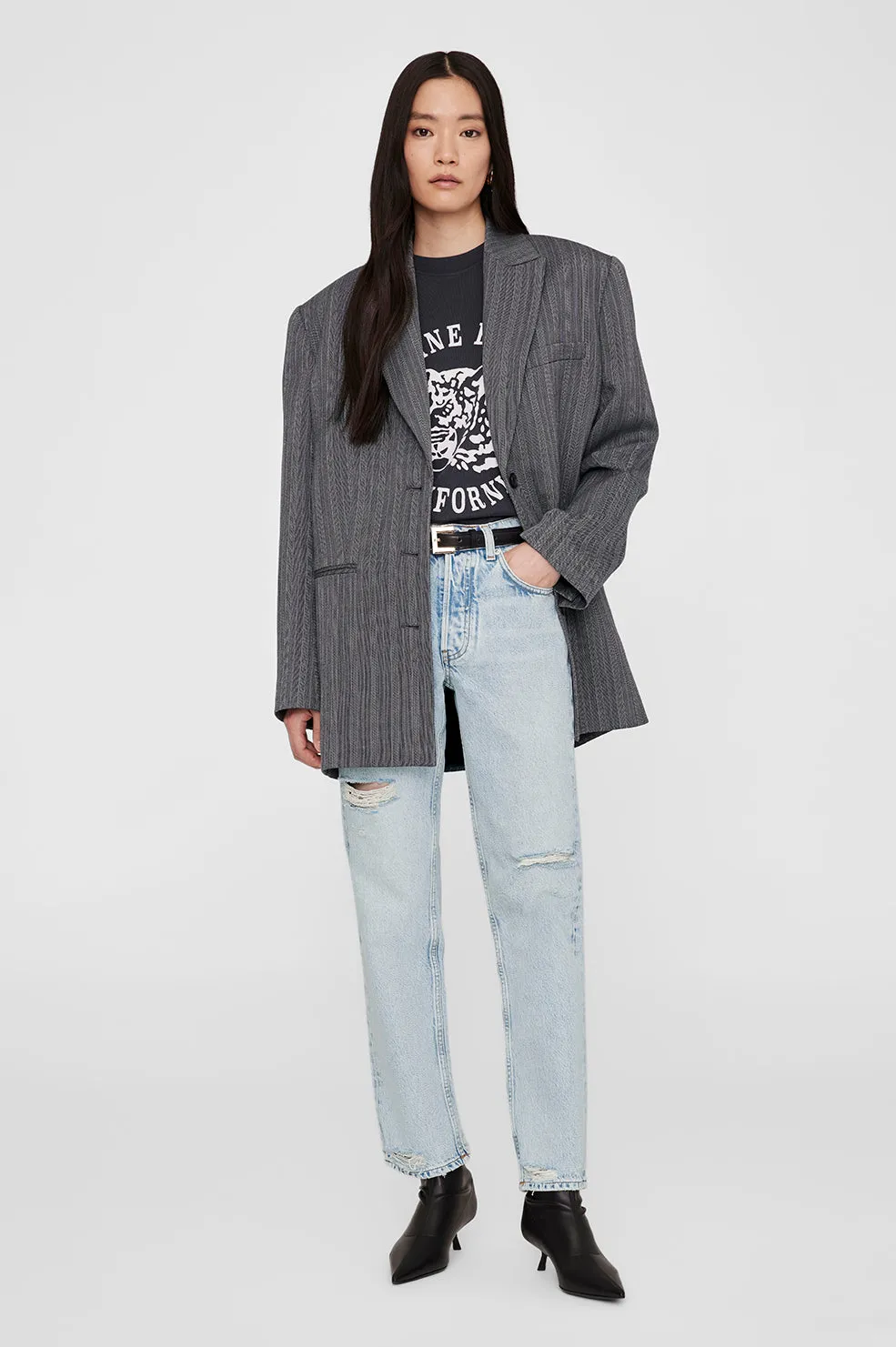 Avi Tee Collegiate Leopard - Washed Charcoal