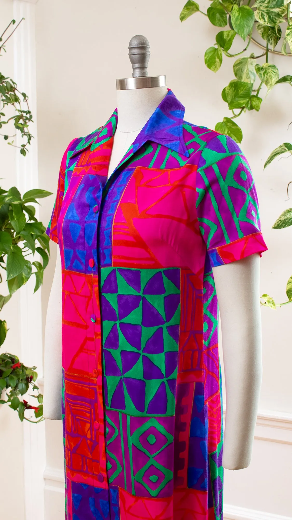 NEW ⭐️ 1960s 1970s Hawaiian Geometric Shirtwaist Maxi Dress | small/medium