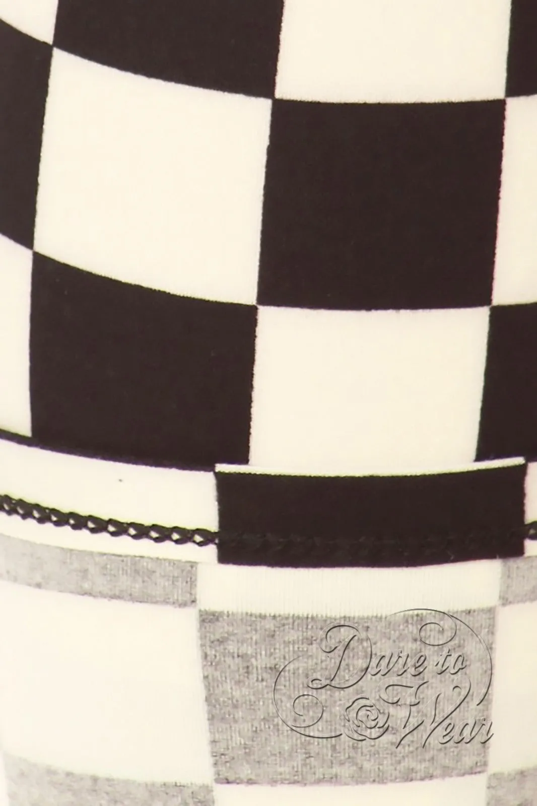 Peached Leggings in Checkmate
