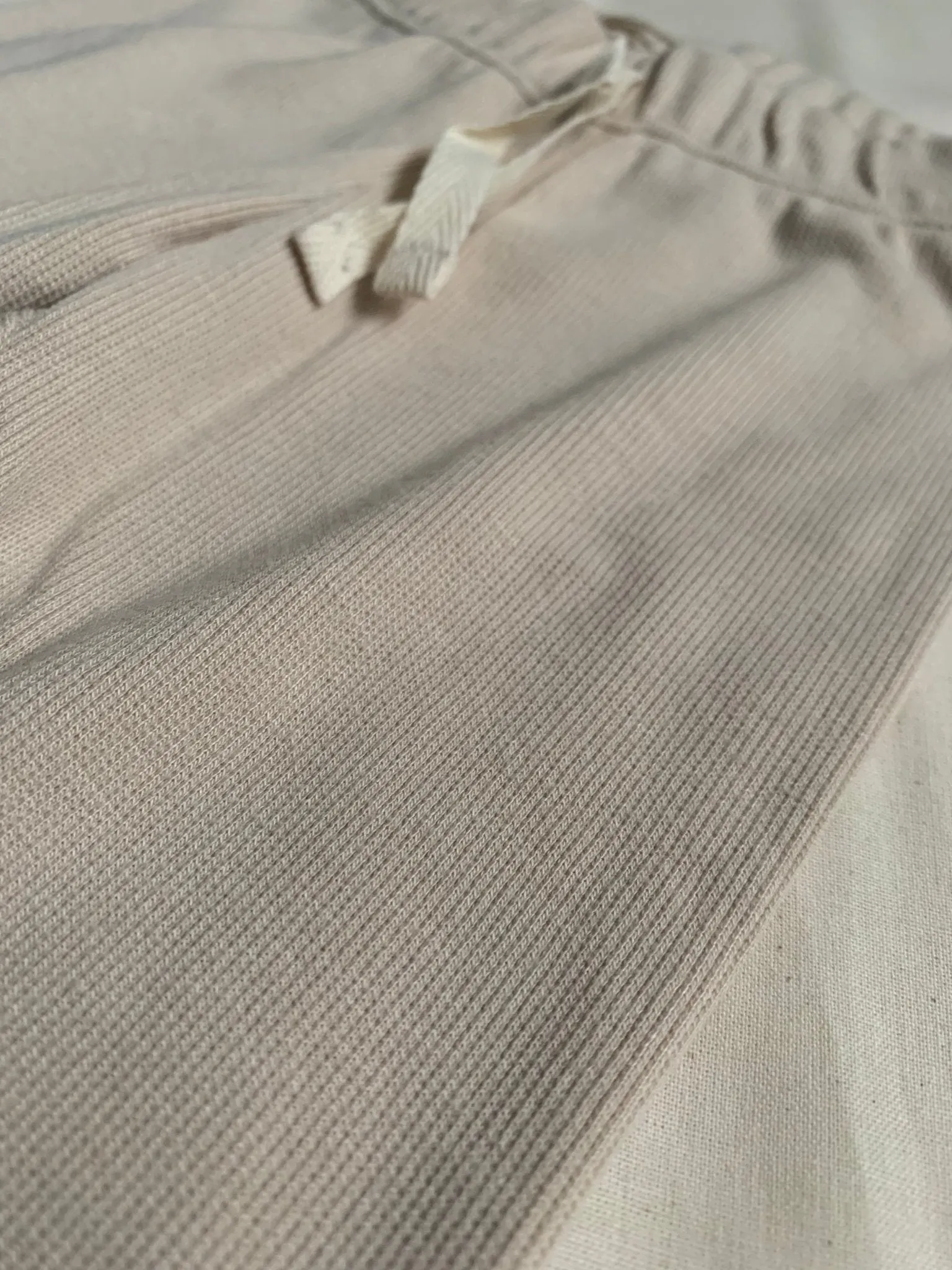 The Little Wanderer Ribbed Bamboo Leggings